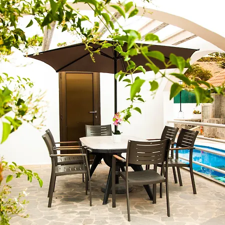 Almenas Villa *