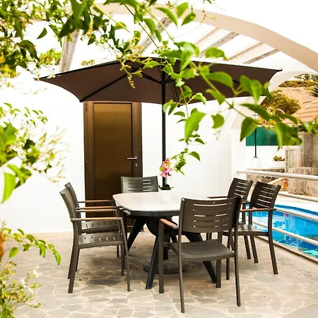 Almenas Villa *