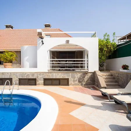 Almenas Villa *