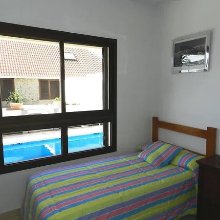 Almenas Villa